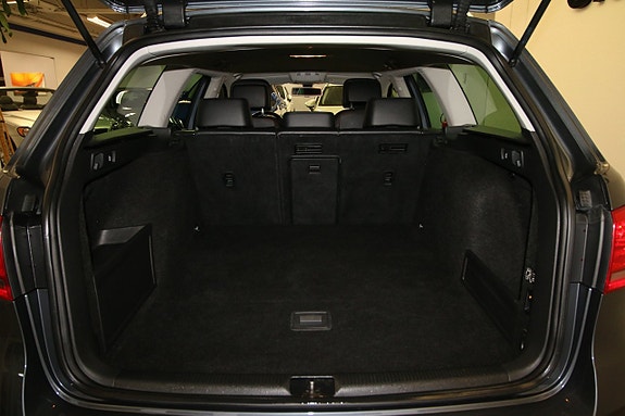 Volkswagen Passat 11 of 22