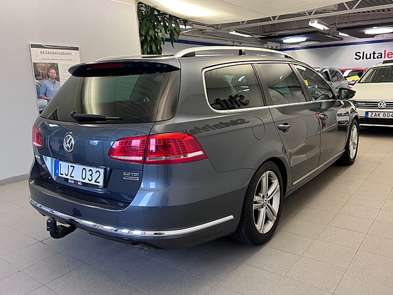 Volkswagen Passat 8 of 22