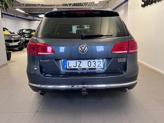 Volkswagen Passat 6 of 22