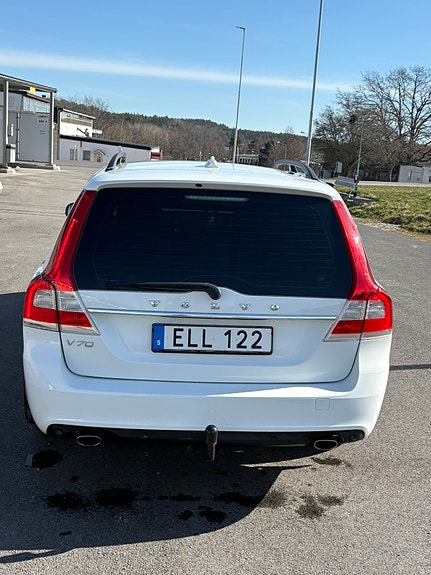 Volvo V70 4 of 5