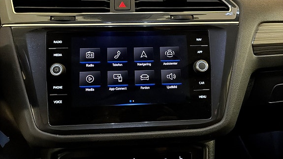 Volkswagen Tiguan Allspace 9 of 12