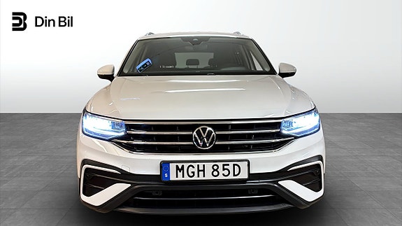 Volkswagen Tiguan Allspace 4 of 12