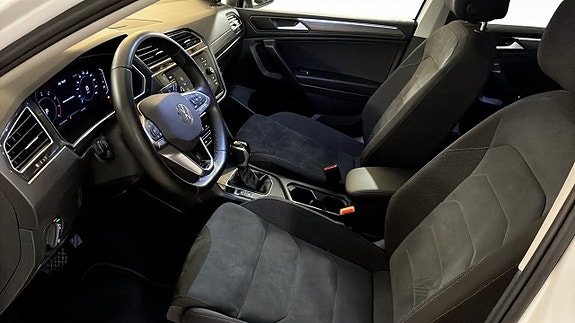 Volkswagen Tiguan Allspace 8 of 12