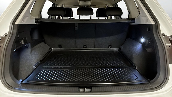 Volkswagen Tiguan Allspace 12 of 12