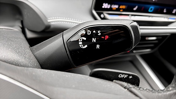 Volkswagen Passat 17 of 19