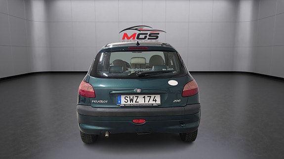 Peugeot 206 7 of 18
