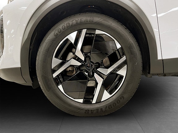 Peugeot 2008 14 of 15