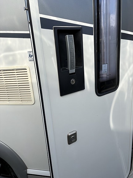 Carthago CHOC E-LINE I 55XL LINER 8 of 20