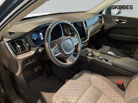 Volvo XC60 9 of 20