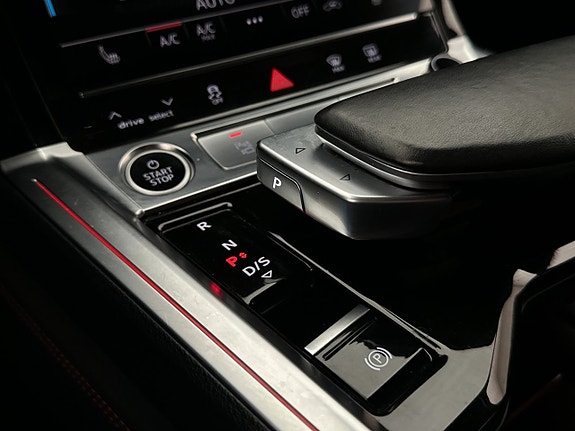 Audi Q8 29 of 30