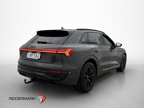 Audi Q8 6 of 30