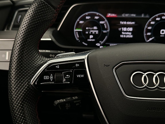 Audi Q8 19 of 30