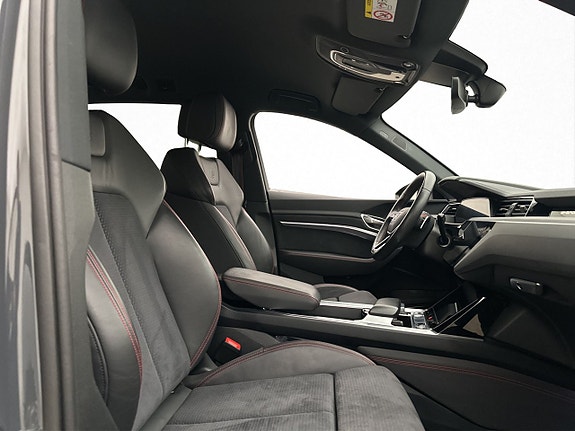 Audi Q8 30 of 30