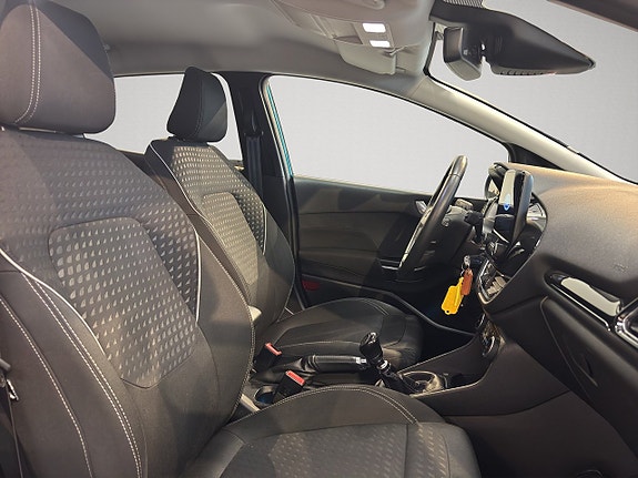 Ford Fiesta 15 of 17