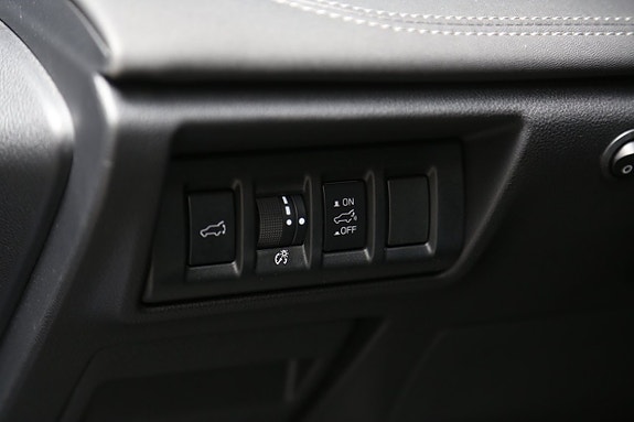 Subaru Outback 13 of 27