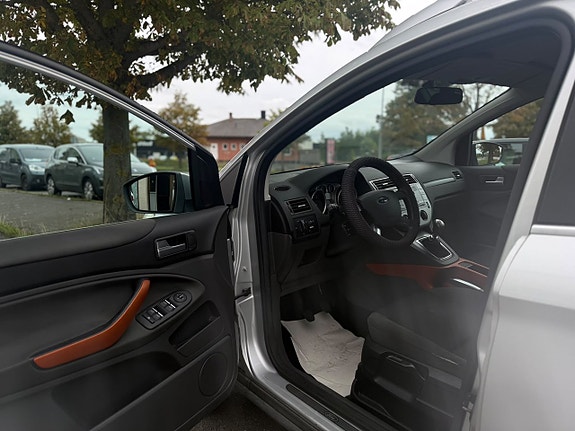Ford Kuga 3 of 10