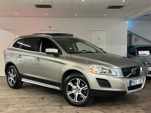 Volvo XC60 6 of 21
