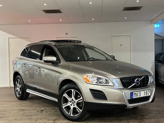 Volvo XC60 5 of 21