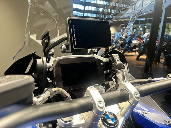 BMW R1250GSA /595mil/Navigator/Väskor/Performance 6 of 18