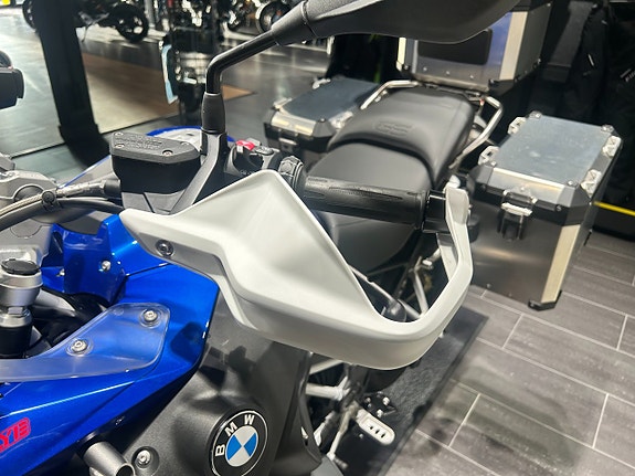 BMW R1250GSA /595mil/Navigator/Väskor/Performance 12 of 18