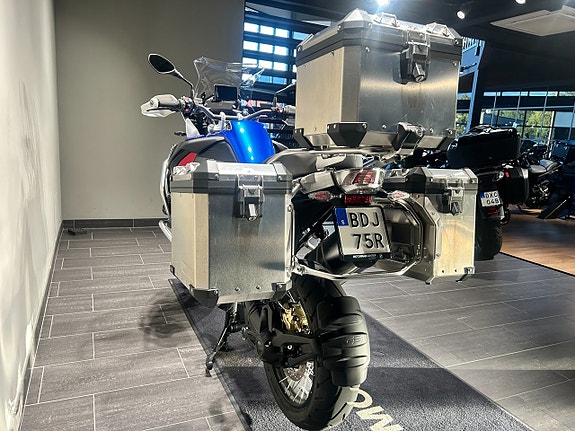 BMW R1250GSA /595mil/Navigator/Väskor/Performance 3 of 18