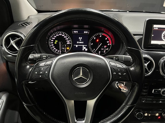 Mercedes-Benz B180 15 of 21