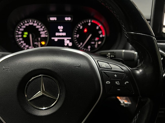 Mercedes-Benz B180 20 of 21