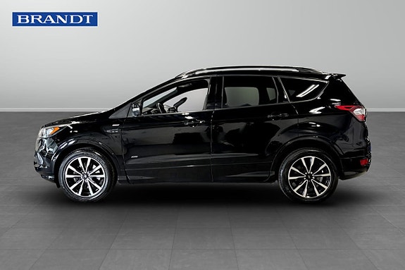 Ford Kuga 3 of 9
