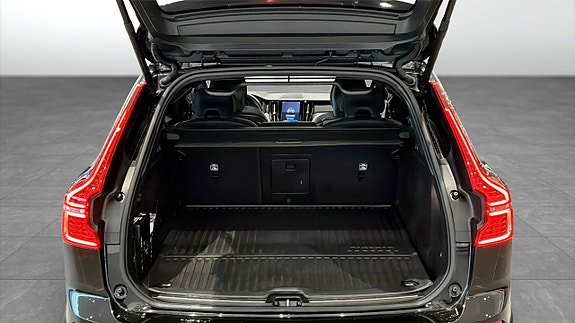 Volvo XC60 10 of 13