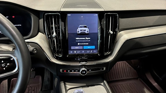Volvo XC60 12 of 13