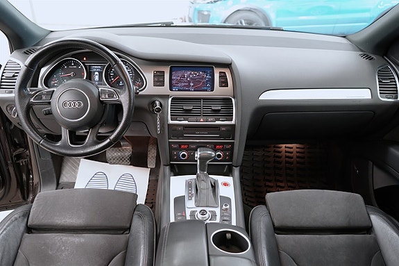 Audi Q7 13 of 26