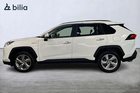 Toyota RAV4 3 of 21