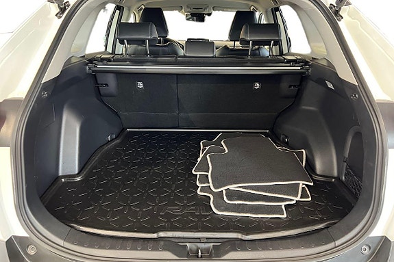 Toyota RAV4 12 of 21