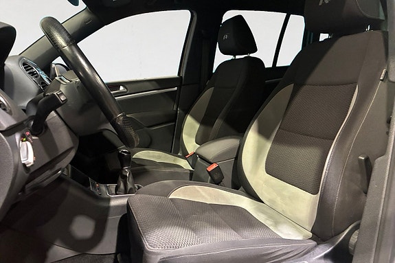 Volkswagen Tiguan 3 of 17