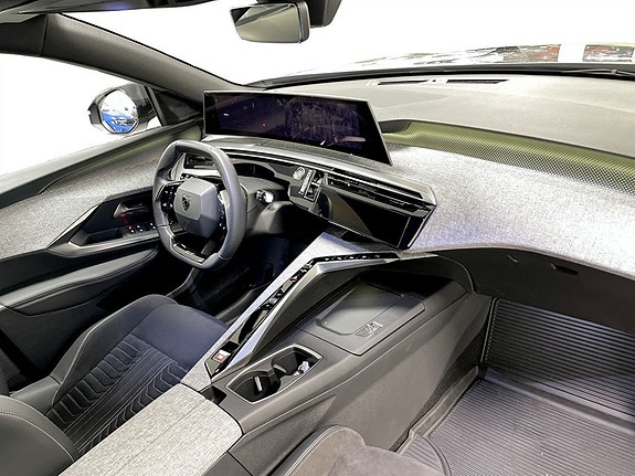 Peugeot 3008 12 of 16