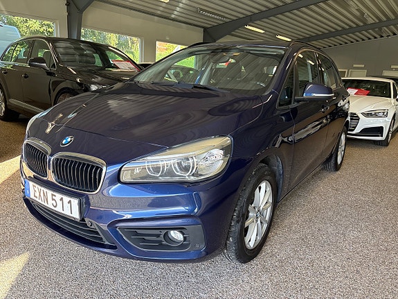 BMW 218d 7 of 9