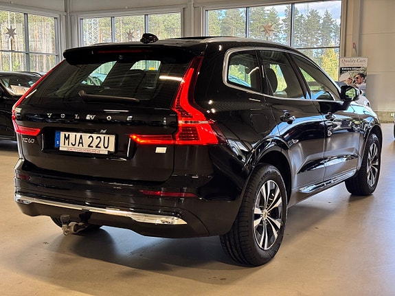 Volvo XC60 4 of 26