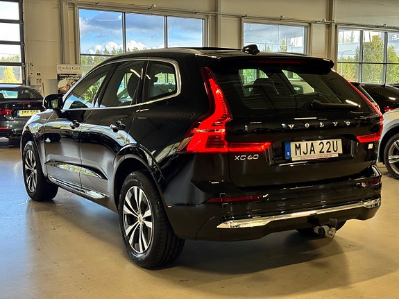 Volvo XC60 6 of 26