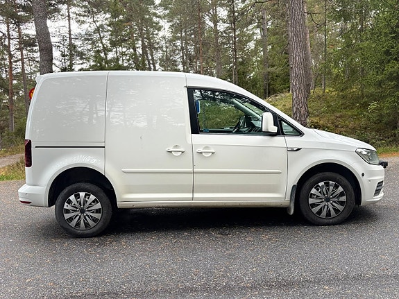 Volkswagen Caddy 8 of 28