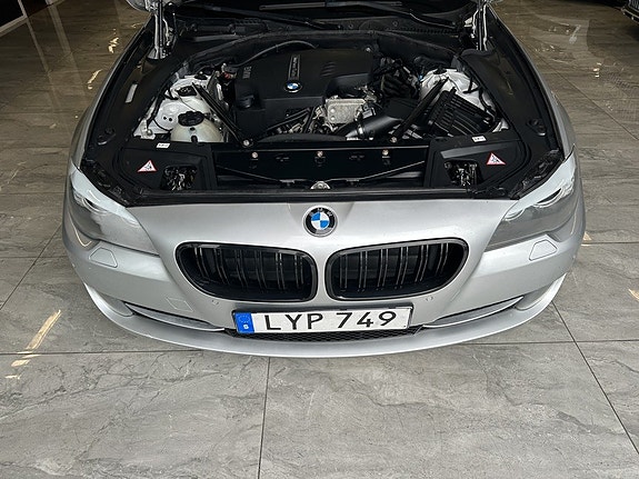 BMW 520i 13 of 23