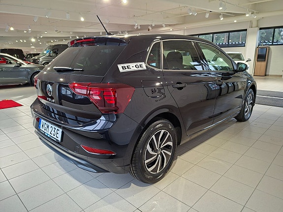 Volkswagen Polo 12 of 16