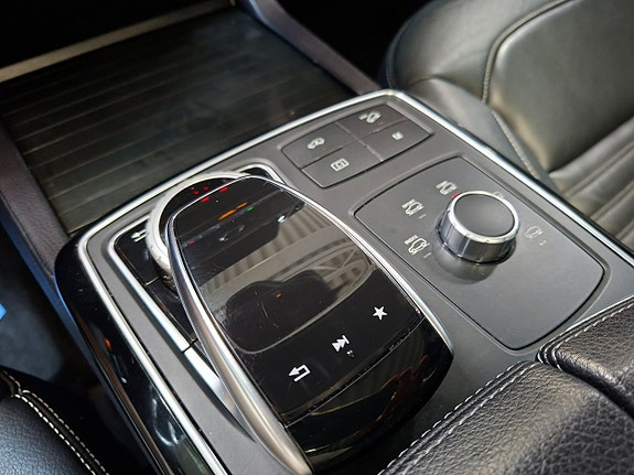 Mercedes-Benz GLS350 d 26 of 28