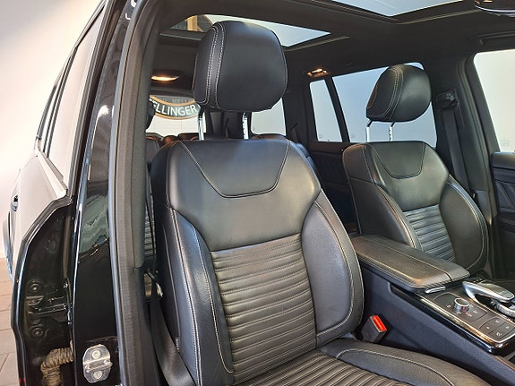 Mercedes-Benz GLS350 d 11 of 28