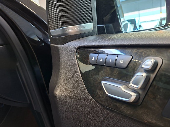Mercedes-Benz GLS350 d 10 of 28