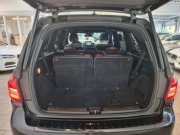 Mercedes-Benz GLS350 d 15 of 28