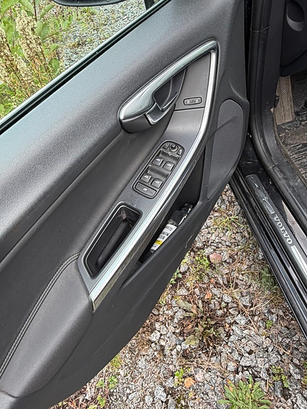 Volvo V60 7 of 10