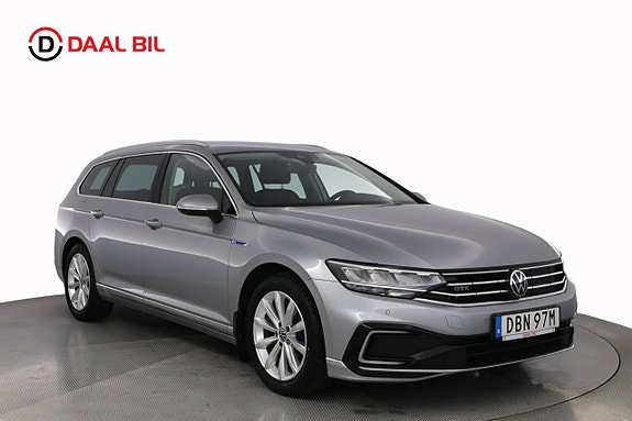 Volkswagen Passat 3 of 26