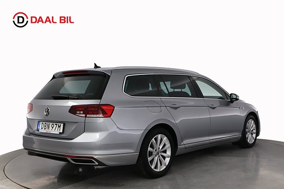 Volkswagen Passat 6 of 26