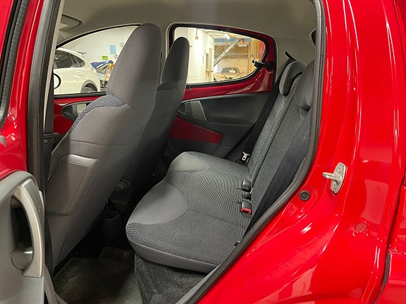 Peugeot 107 9 of 17