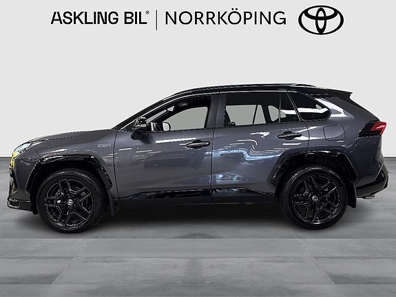 Toyota RAV4 4 of 14